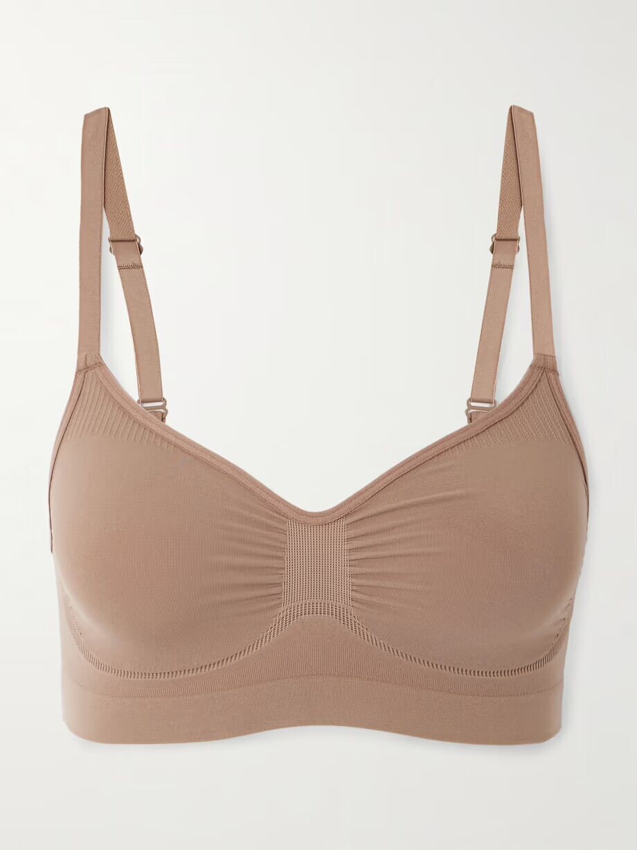 Бесшовный бралетт Sculpt Skims, бежевый
Бесшовный бралетт Sculpt Skims, бежевый