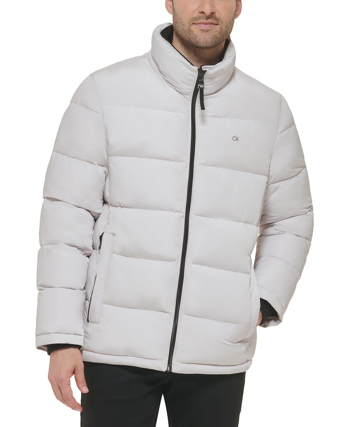 Мужской пуховик с нагрудником, созданный для macy's Calvin Klein, Серый, Мужской пуховик с нагрудником, созданный для macy's Calvin Klein
Мужской пуховик с нагрудником, созданный для macy's Calvin Klein, Серый, Мужской пуховик с нагрудником, созданный для macy's Calvin Klein