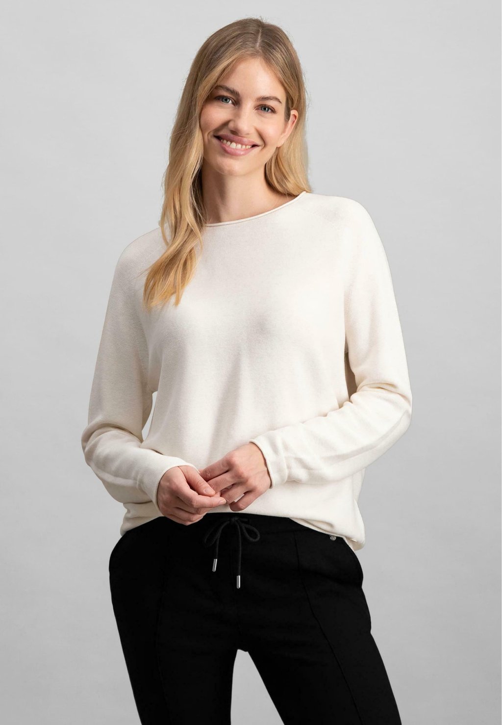 Свитер Fynch-Hatton, светло-желтый
Свитер Fynch-Hatton, светло-желтый