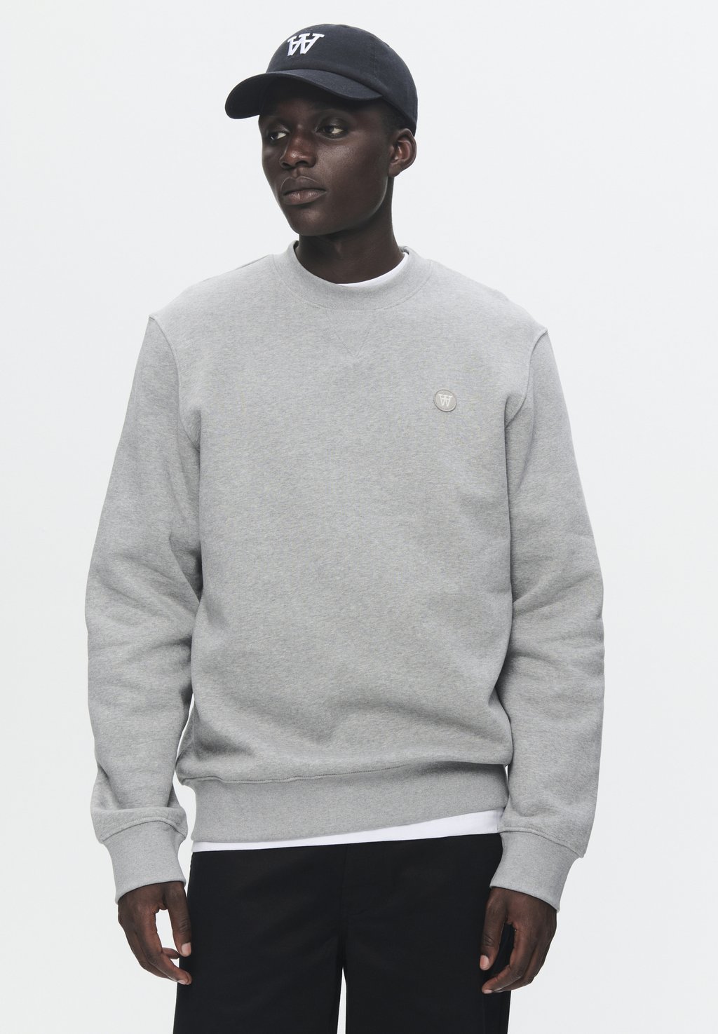 Толстовка TYE CREW LOGO BADGE Double A by Wood Wood, серый
Толстовка TYE CREW LOGO BADGE Double A by Wood Wood, серый