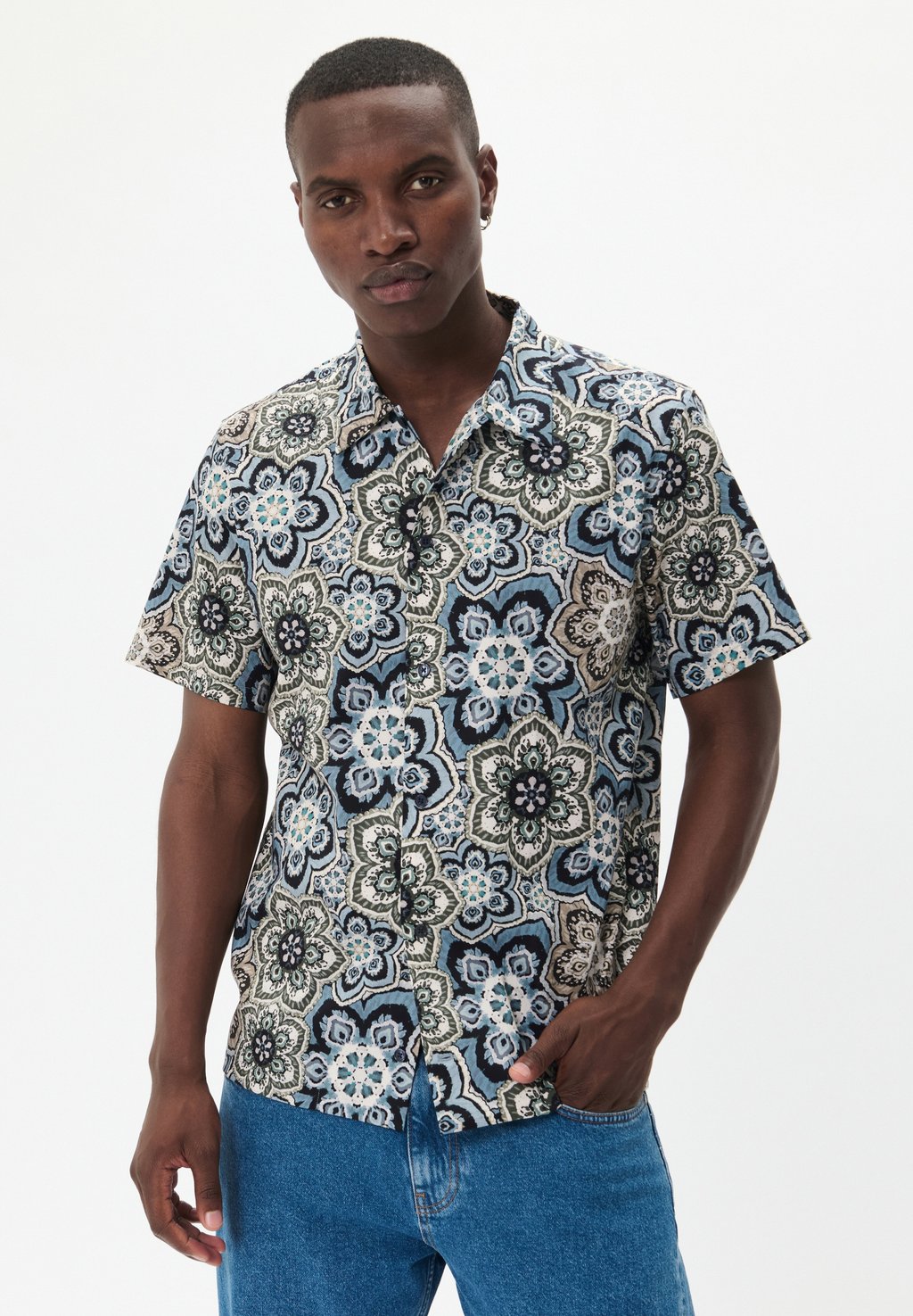 Рубашка MAFLOSS NP Matinique, зеленый
Рубашка MAFLOSS NP Matinique, зеленый