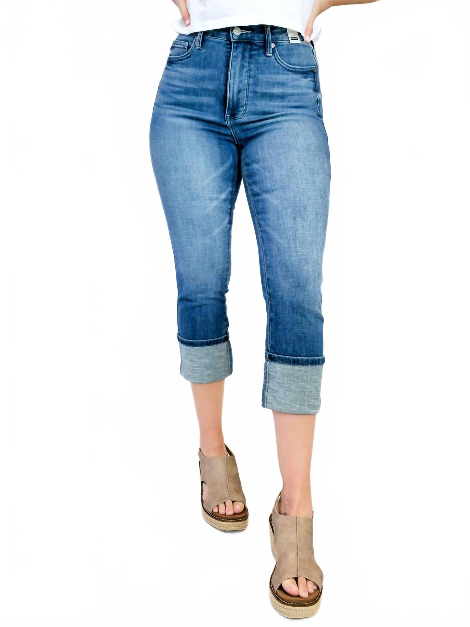 Средние синие капри-джинсы с высокой талией и утягивающим поясом Judy Blue
Средние синие капри-джинсы с высокой талией и утягивающим поясом Judy Blue