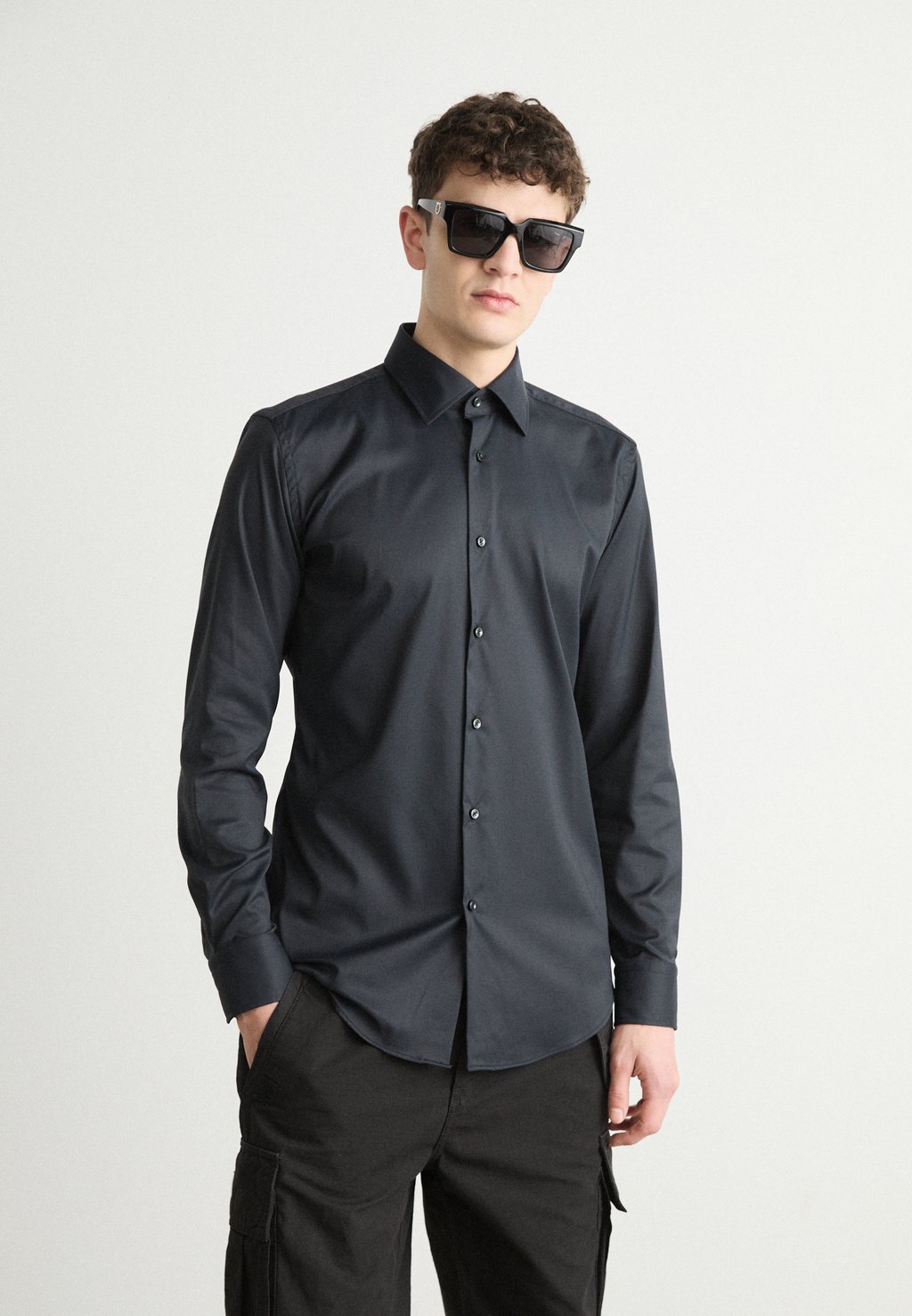 Рубашка HANK KENT BOSS, черный
Рубашка HANK KENT BOSS, черный