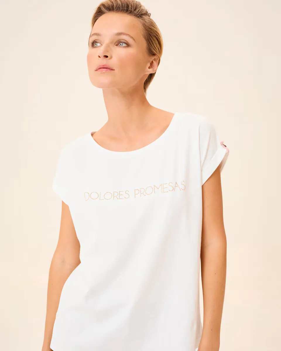Женская футболка Violette с коротким рукавом и логотипом спереди Dolores Promesas, белый
Женская футболка Violette с коротким рукавом и логотипом спереди Dolores Promesas, белый