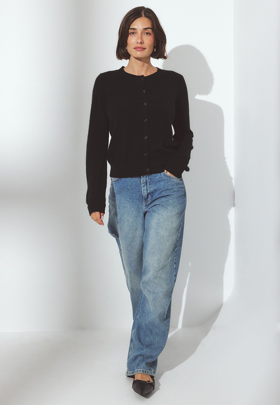 Кардиган NA-KD Cardigan, Black
Кардиган NA-KD Cardigan, Black