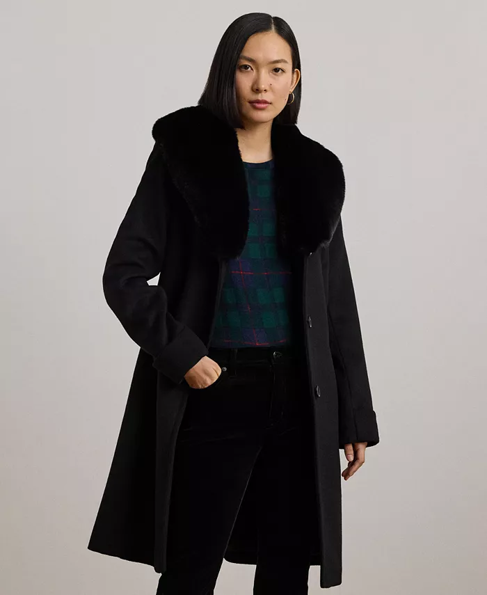 Женское пальто с воротником из искусственного меха Lauren Ralph Lauren, черный
Женское пальто с воротником из искусственного меха Lauren Ralph Lauren, черный