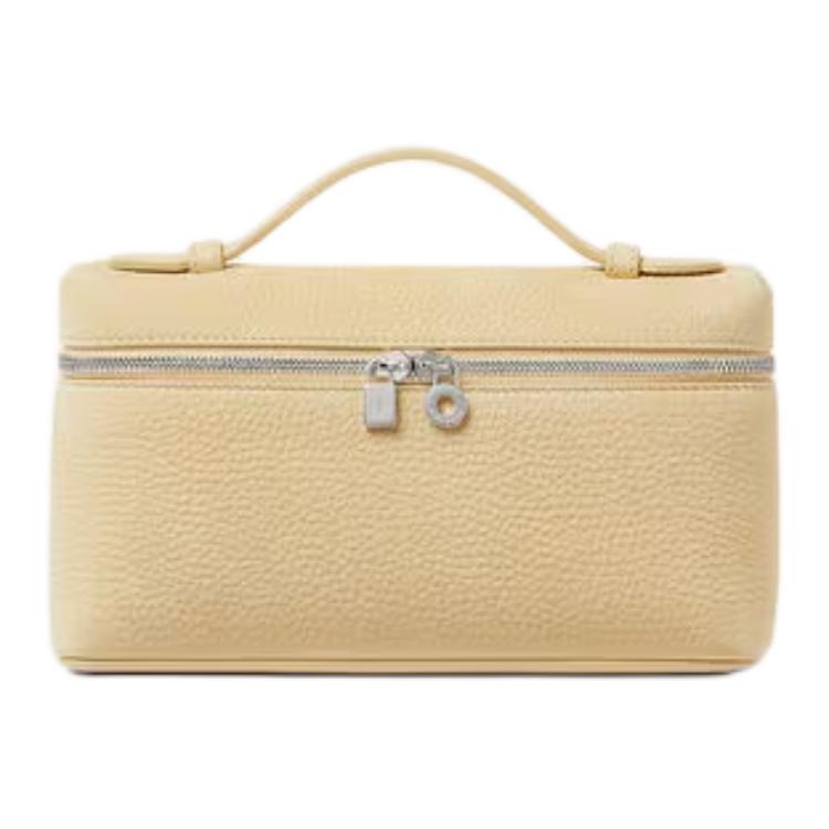 Loro Piana Женская сумка из телячьей кожи кремового цвета 
Loro Piana Женская сумка из телячьей кожи кремового цвета