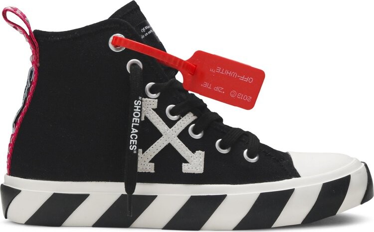 Кроссовки Off-White Vulc Sneaker Mid Black White, черный
Кроссовки Off-White Vulc Sneaker Mid Black White, черный