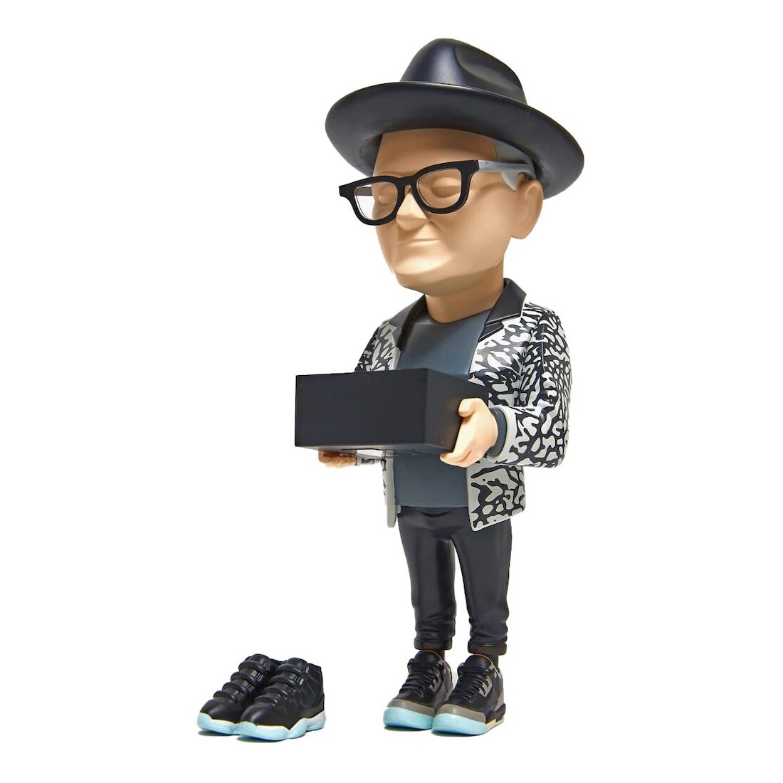 Фигурка Danil Yad Shoe Designer, черный/белый
Фигурка Danil Yad Shoe Designer, черный/белый