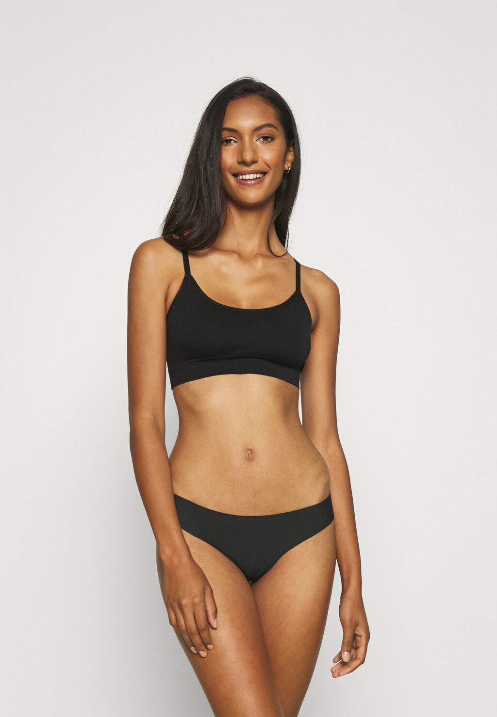 Стринги Puma, черный
Стринги Puma, черный