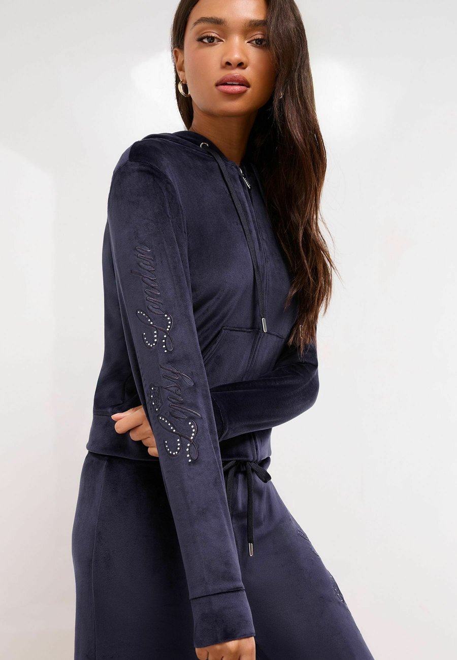 Толстовка Lipsy REGULAR FIT, Navy/Dark Blue, Синий, Толстовка Lipsy REGULAR FIT, Navy/Dark Blue
Толстовка Lipsy REGULAR FIT, Navy/Dark Blue, Синий, Толстовка Lipsy REGULAR FIT, Navy/Dark Blue
