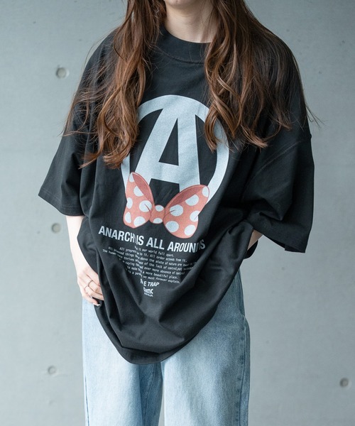 Футболка оверсайз с принтом в горошек RATTLE TRAP, черный
Футболка оверсайз с принтом в горошек RATTLE TRAP, черный