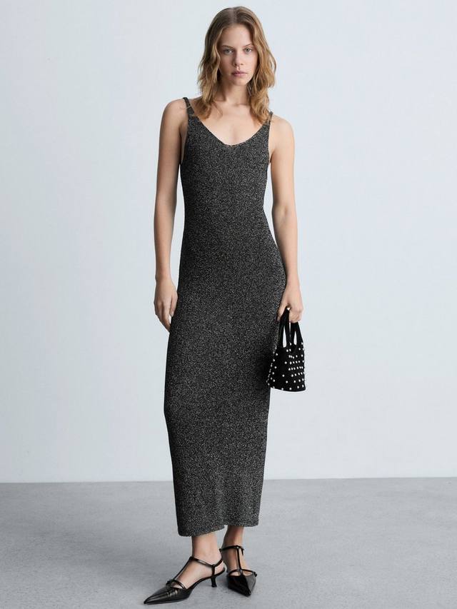 Вязаное платье klung Mango, черный
Вязаное платье klung Mango, черный