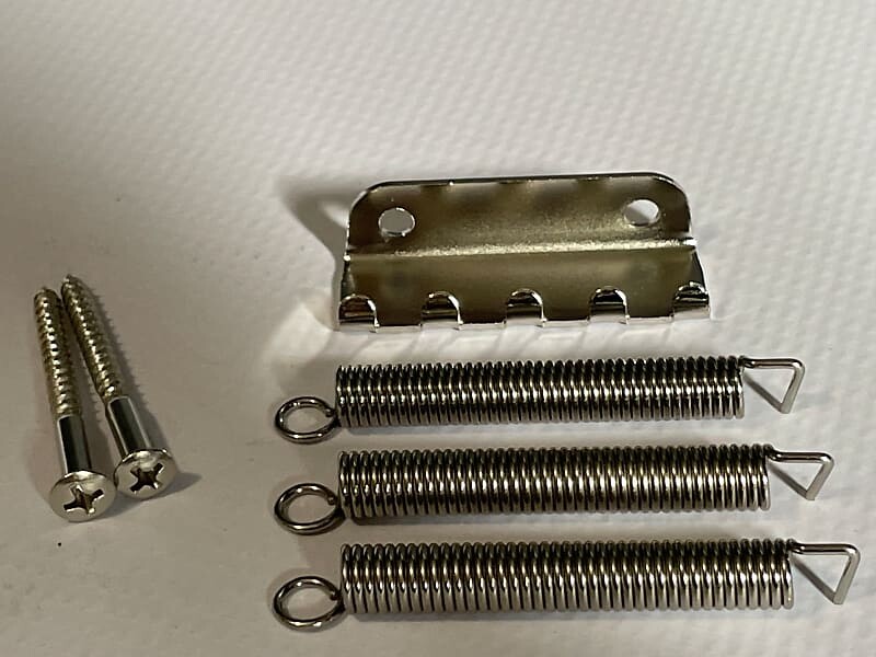 Набор Allparts Tremolo Claw & Springs Set для гитары Stratocaster Floyd Rose
Набор Allparts Tremolo Claw & Springs Set для гитары Stratocaster Floyd Rose