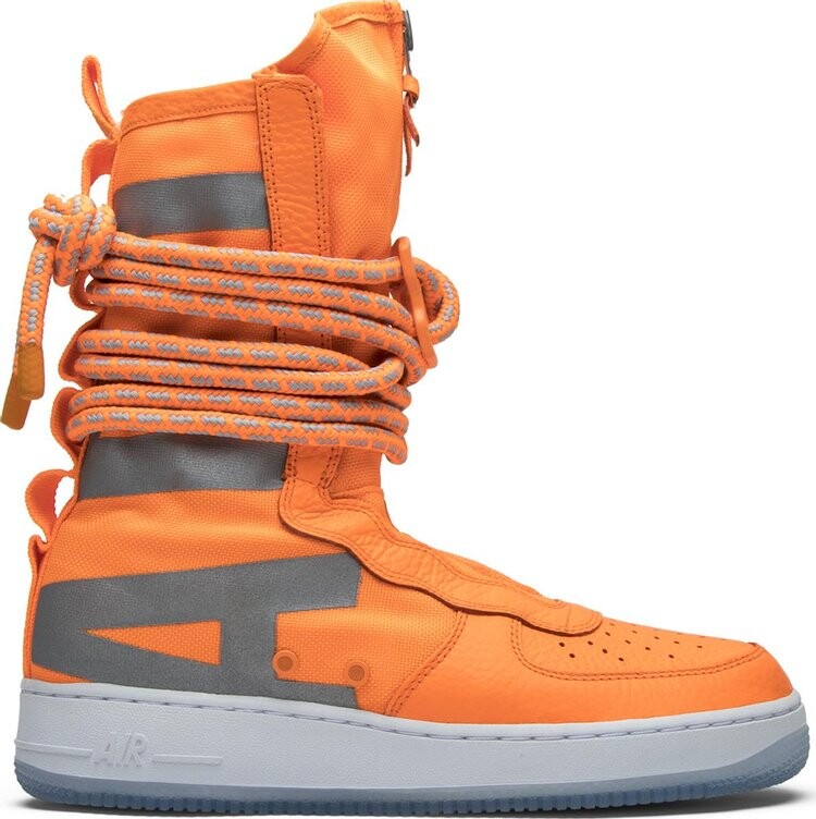 Кроссовки Nike SF Air Force 1 High 'Total Orange', оранжевый
Кроссовки Nike SF Air Force 1 High 'Total Orange', оранжевый