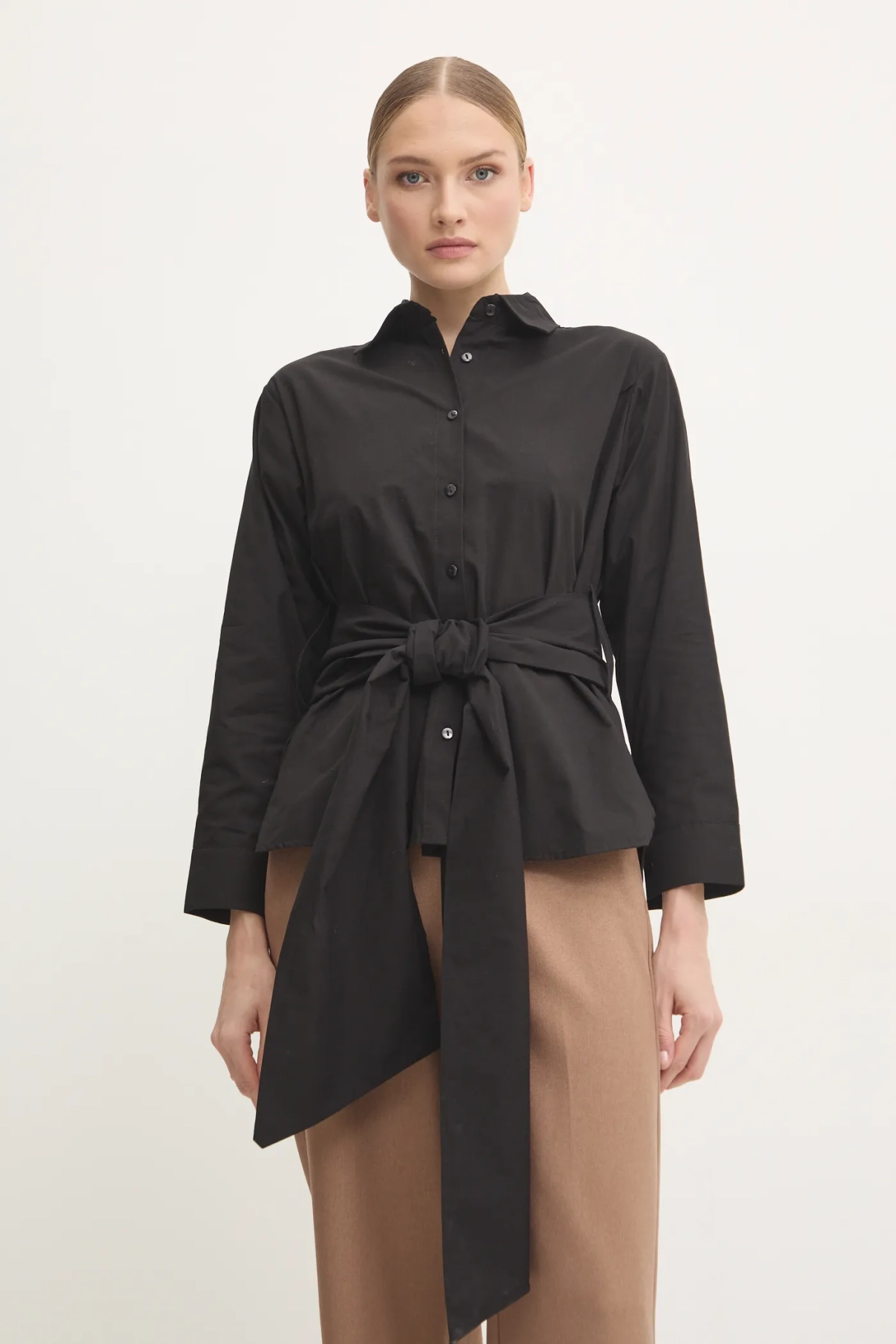 Хлопковая рубашка Answear Lab, черный
Хлопковая рубашка Answear Lab, черный