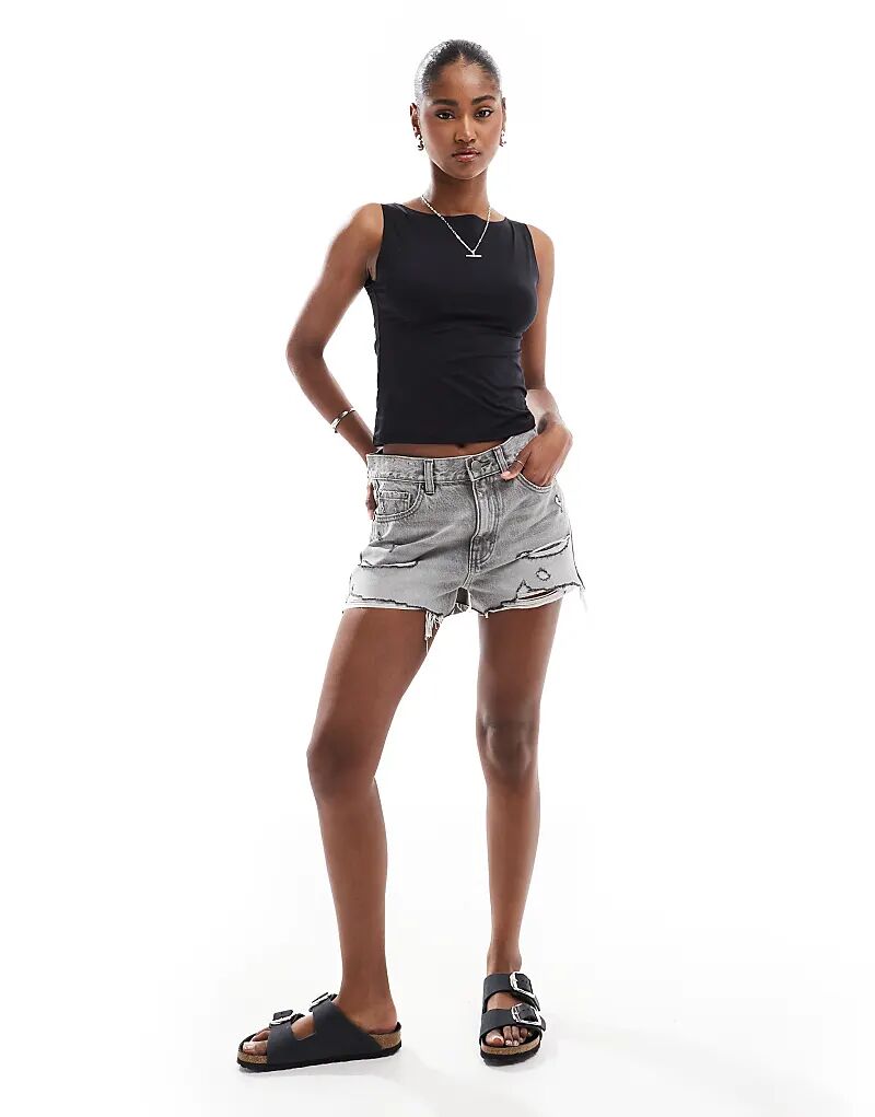 Футболка без рукавов Stradivarius с вырезом-лодочкой черного цвета
Футболка без рукавов Stradivarius с вырезом-лодочкой черного цвета