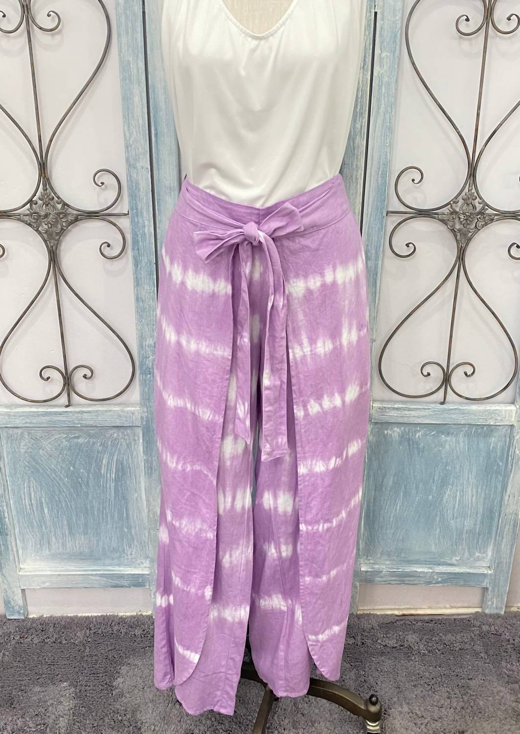 Женские брюки Bali фиолетового цвета MARE SOLE AMORE
Женские брюки Bali фиолетового цвета MARE SOLE AMORE