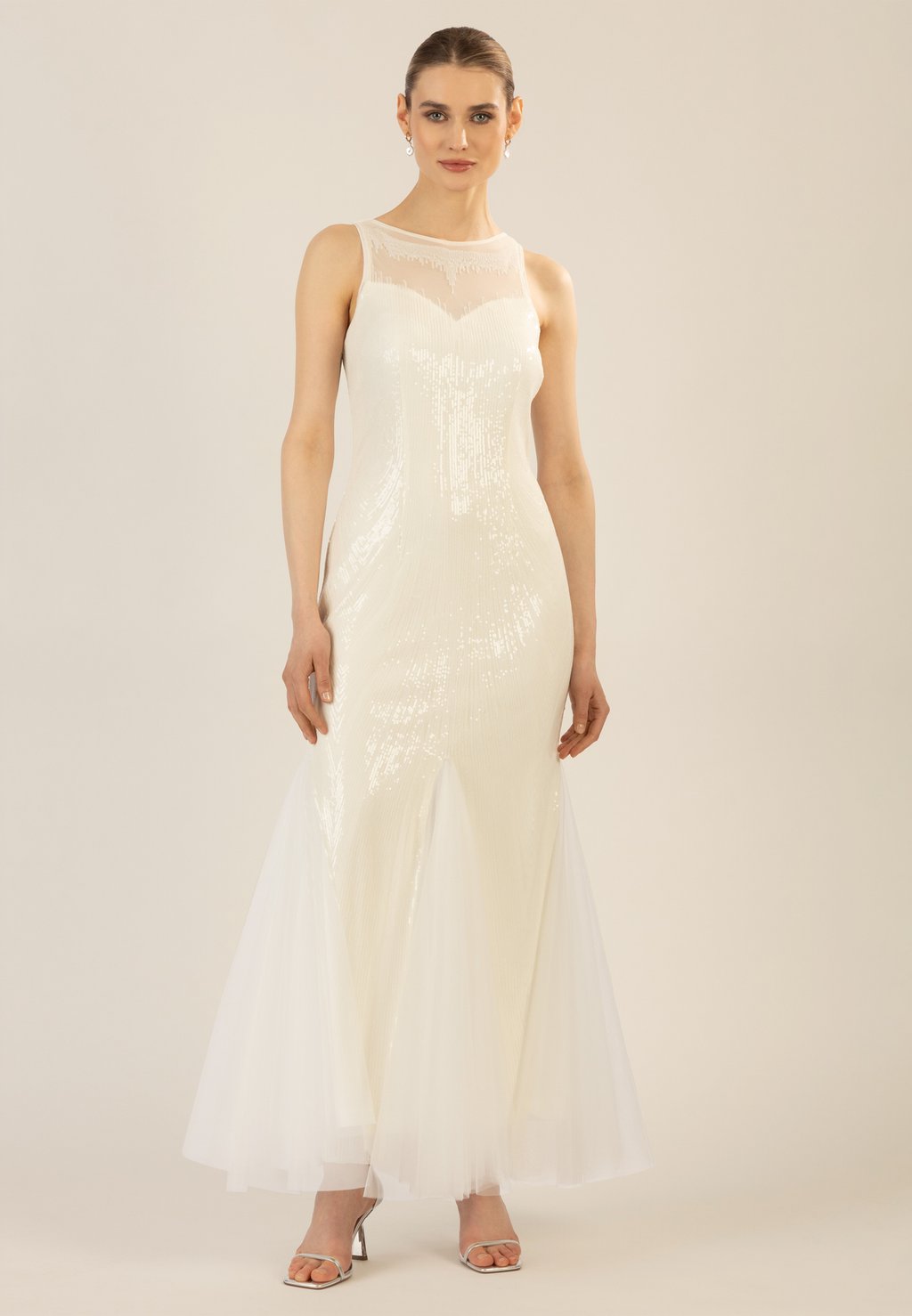 Платье LANGES PAILLETTEN Apart, белый
Платье LANGES PAILLETTEN Apart, белый