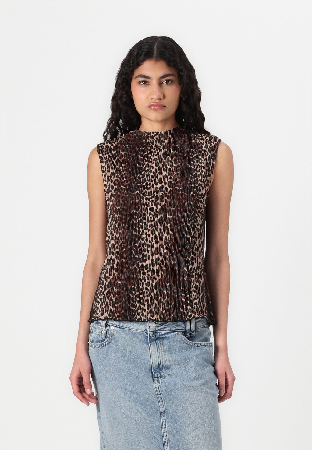 Топ PCFLORA Pieces, черный
Топ PCFLORA Pieces, черный