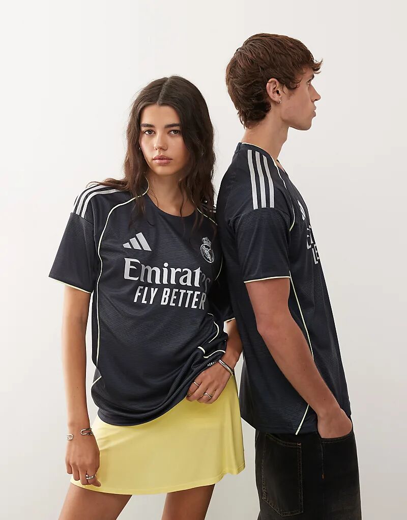 Футболка выездная adidas Football Real Madrid 25/26 черного цвета Adidas Performance
Футболка выездная adidas Football Real Madrid 25/26 черного цвета Adidas Performance