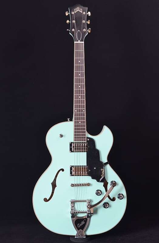 Электрогитара Guild Newark St. Collection Starfire I SC GVT Seafoam Green
Электрогитара Guild Newark St. Collection Starfire I SC GVT Seafoam Green