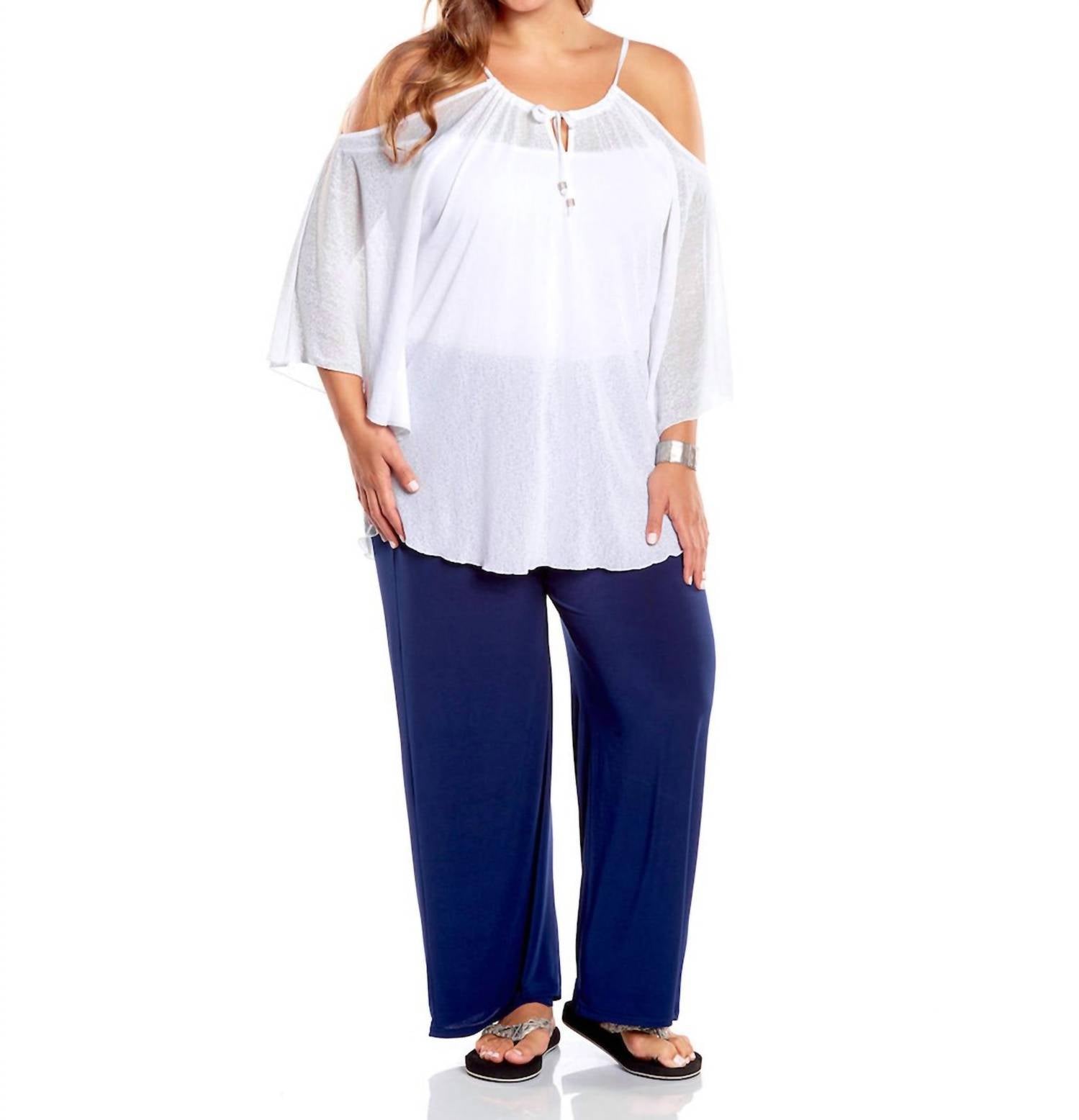 Кокетливое платье-накидка больших размеров белого цвета Always for Me
Кокетливое платье-накидка больших размеров белого цвета Always for Me