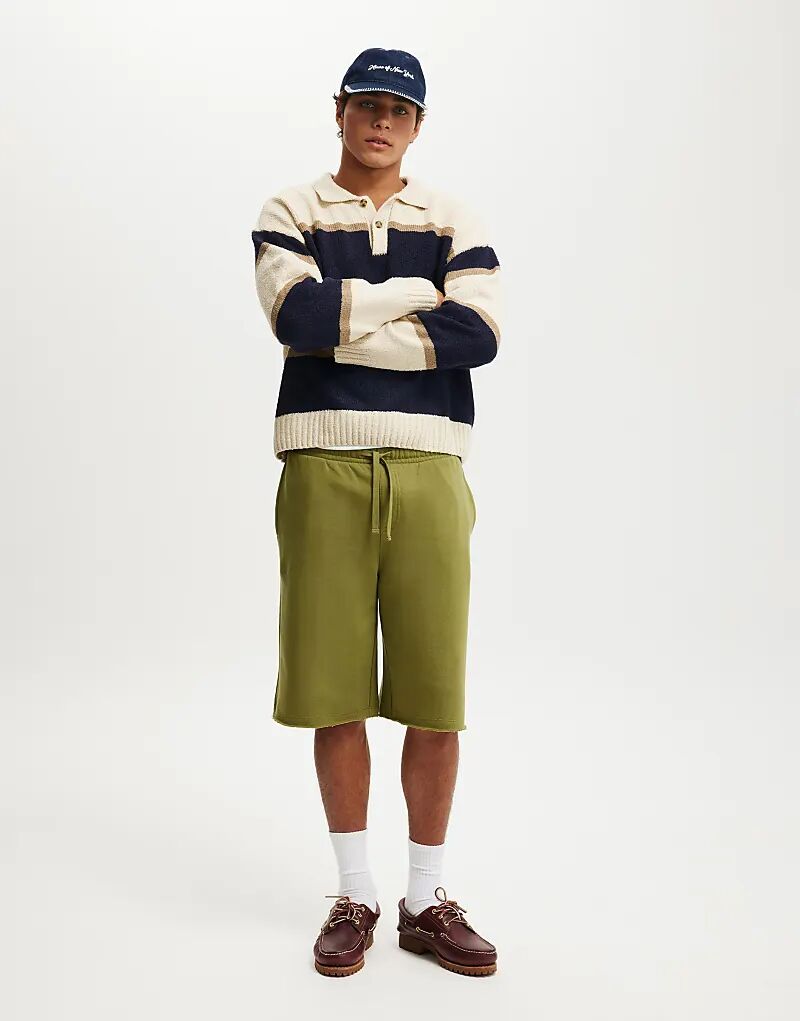 Короткие флисовые шорты Cotton On Super baggy зеленого цвета
Короткие флисовые шорты Cotton On Super baggy зеленого цвета