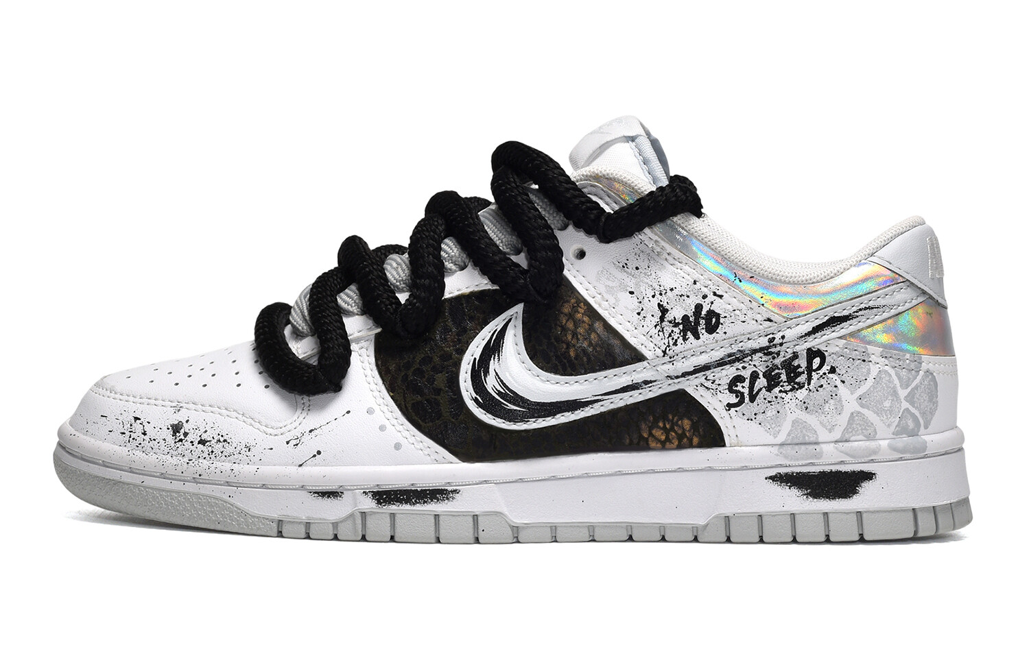 Кроссовки Nike Dunk Skateboarding Shoes Women's Low-top Black/White, черный/белый
Кроссовки Nike Dunk Skateboarding Shoes Women's Low-top Black/White, черный/белый