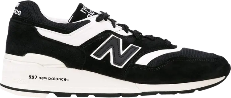 Кроссовки New Balance 997 Made In USA, черный/белый
Кроссовки New Balance 997 Made In USA, черный/белый
