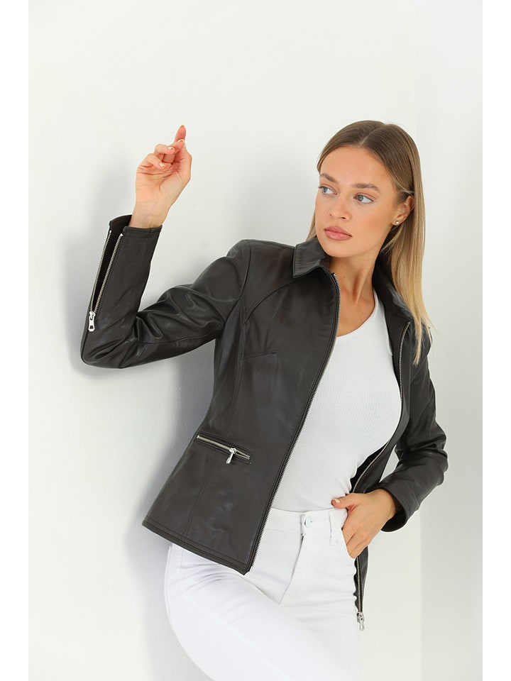 Кожаная куртка Basics & More, черный
Кожаная куртка Basics & More, черный