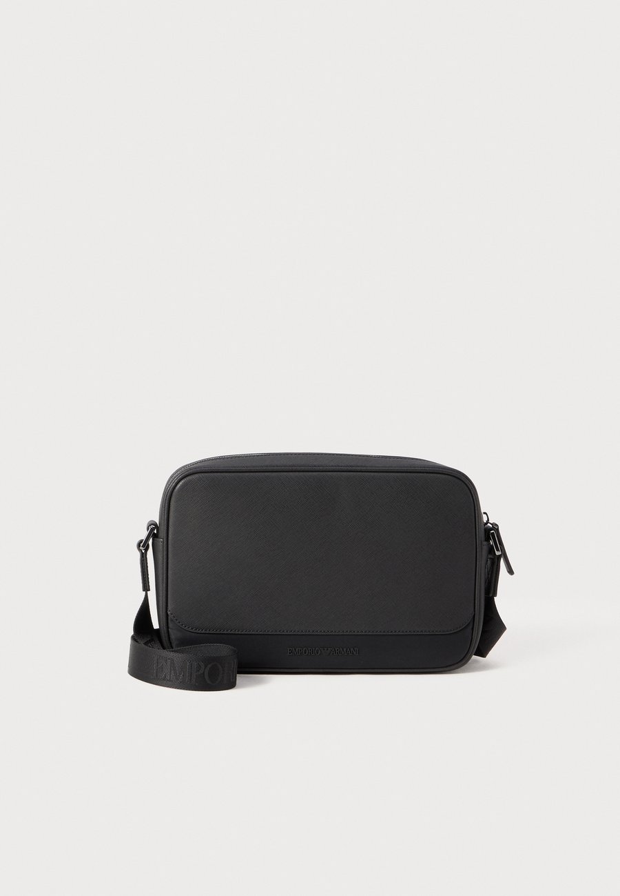 Сумка кросс-боди Emporio Armani CROSSBODY, Black Beauty/Black
Сумка кросс-боди Emporio Armani CROSSBODY, Black Beauty/Black
