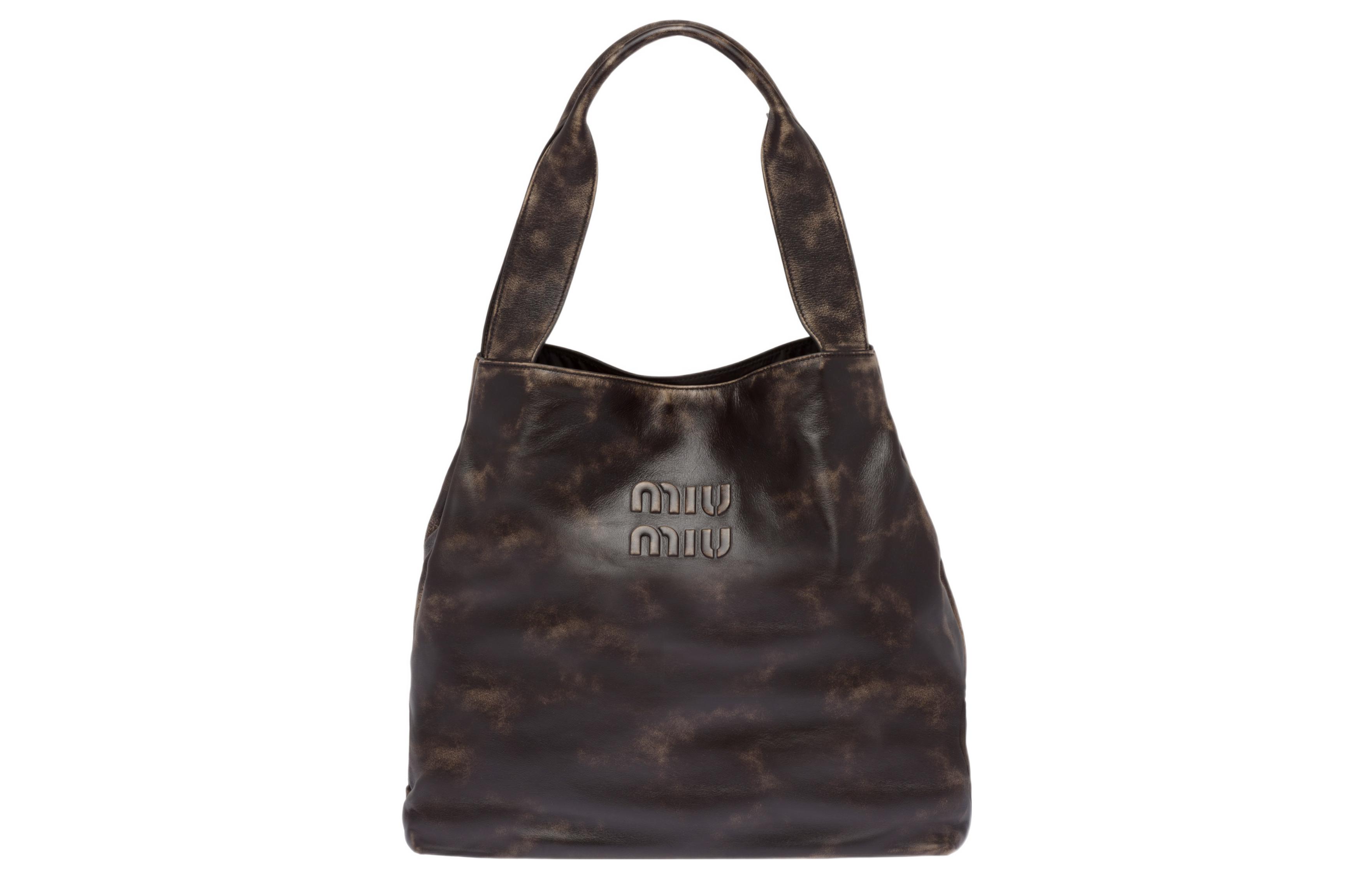 Кожаная сумка-шоппер, шоппер, сумка, большая женская сумка через плечо песочного/кофейного цвета MIU MIU
Кожаная сумка-шоппер, шоппер, сумка, большая женская сумка через плечо песочного/кофейного цвета MIU MIU