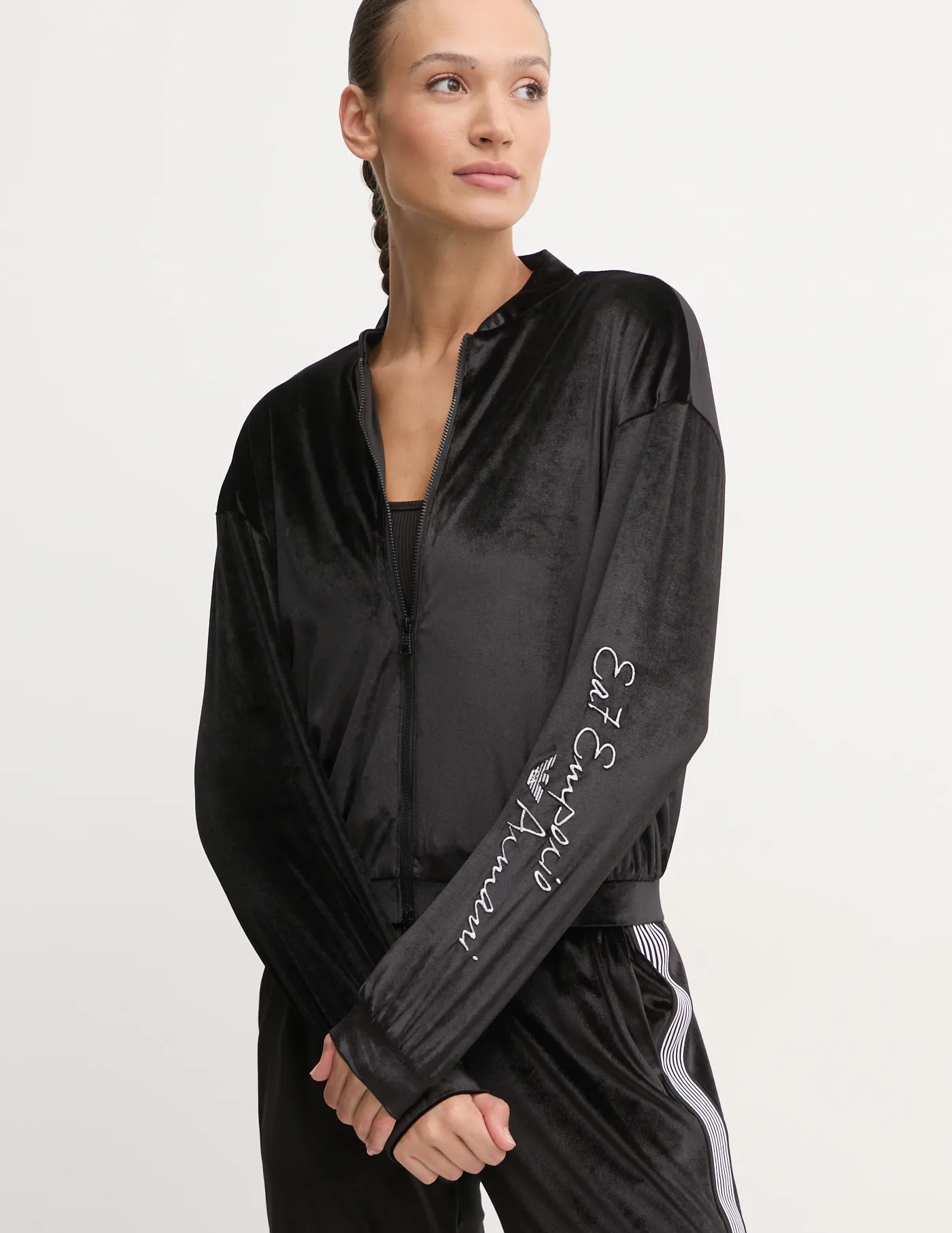 Бархатная толстовка EA7 Emporio Armani, черный
Бархатная толстовка EA7 Emporio Armani, черный