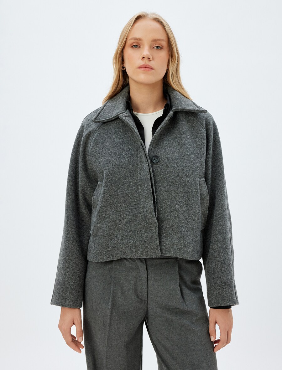 Межсезонная куртка Koton, цвет Graphite
Межсезонная куртка Koton, цвет Graphite