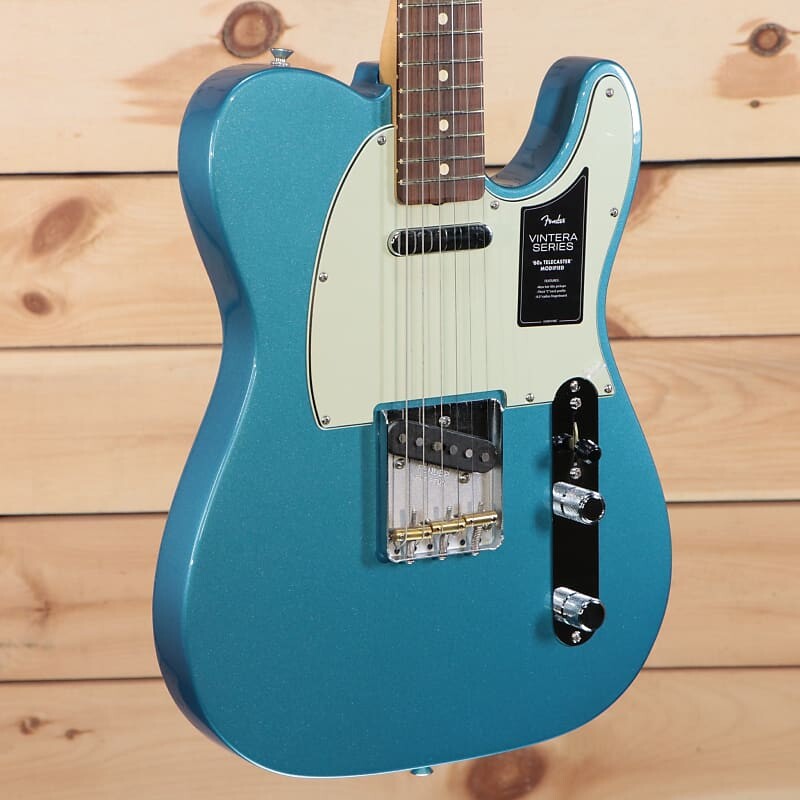 Модифицированный телекастер Fender Vintera '60s — синий Лейк-Плэсид — MX21228328 Vintera '60s Telecaster Modified
Модифицированный телекастер Fender Vintera '60s — синий Лейк-Плэсид — MX21228328 Vintera '60s Telecaster Modified