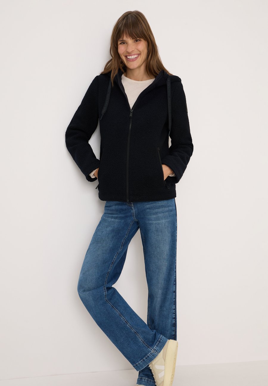 Флисовая куртка Cecil Fleece jacket, Blau/Dark Blue
Флисовая куртка Cecil Fleece jacket, Blau/Dark Blue