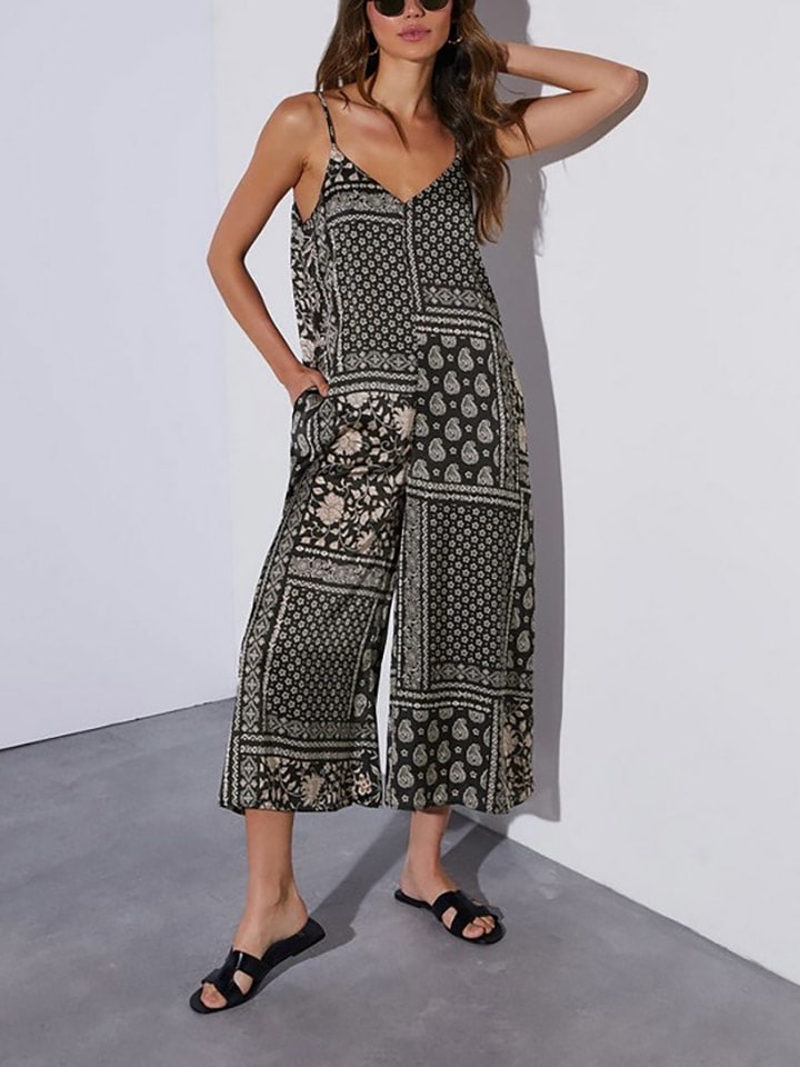 Комбинезон Milan Kiss
Комбинезон Milan Kiss