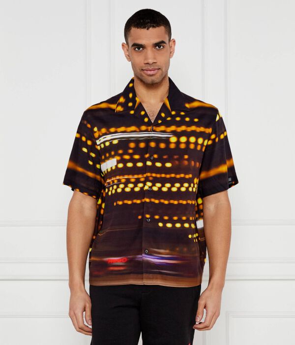 Футболка мужская Hugo с цветным принтом, коричневый
Футболка мужская Hugo с цветным принтом, коричневый