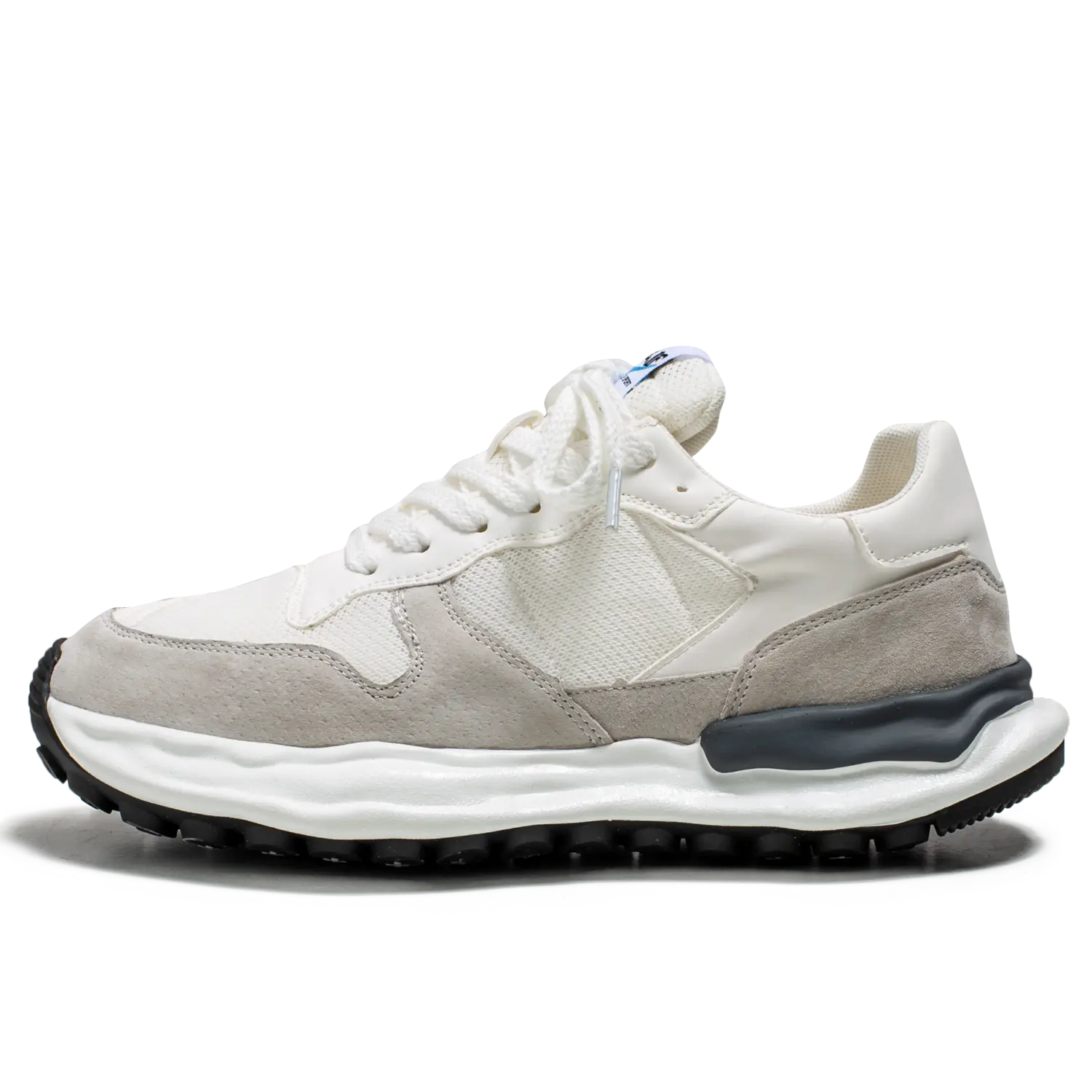 Boogie Bear Амортизирующие нескользящие износостойкие легкие низкие повседневные туфли для мужчин с эффектом увеличения роста белые, цвет White
Boogie Bear Амортизирующие нескользящие износостойкие легкие низкие повседневные туфли для мужчин с эффектом увеличения роста белые, цвет White