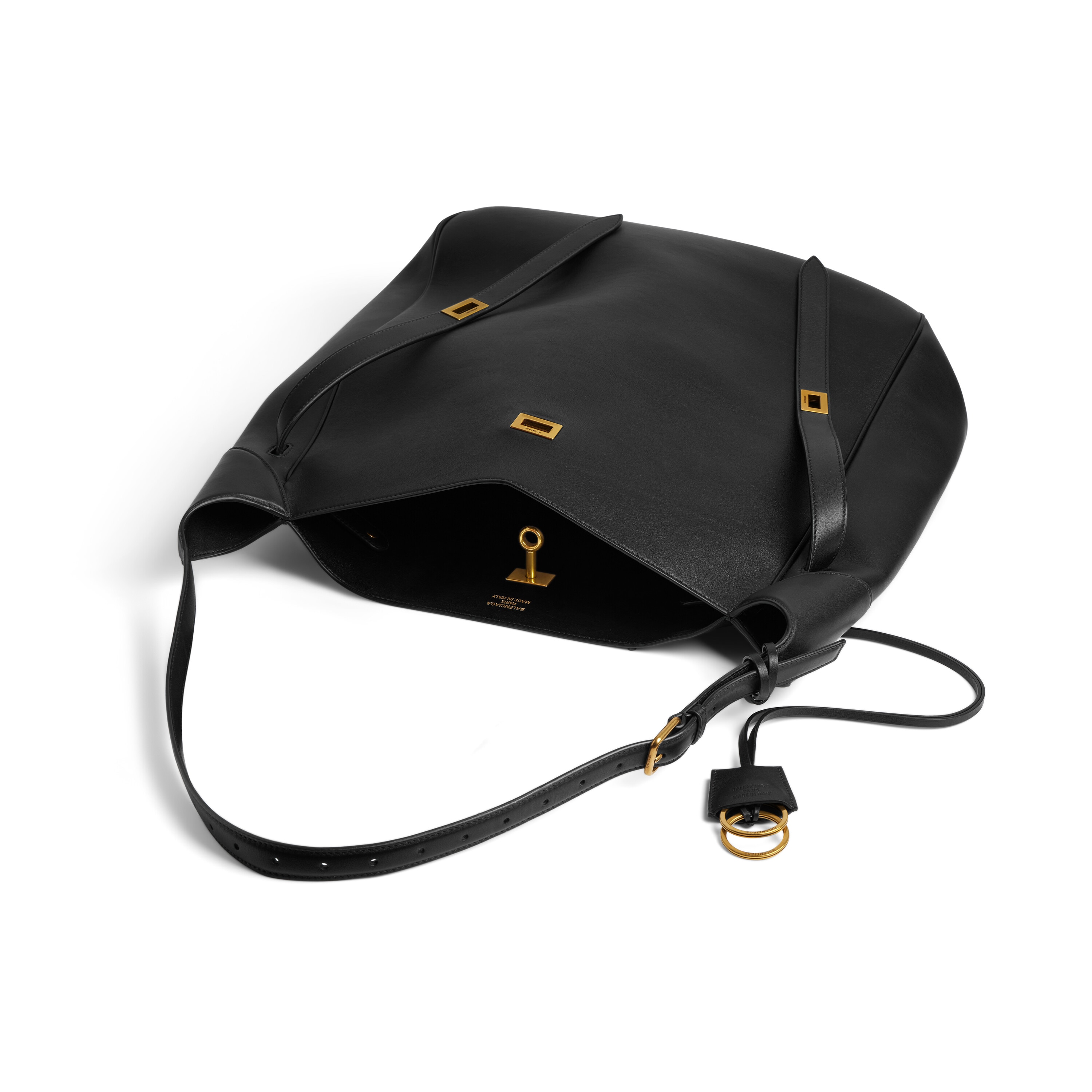 Большая сумка-хобо Bel Air BALENCIAGA, черный
Большая сумка-хобо Bel Air BALENCIAGA, черный