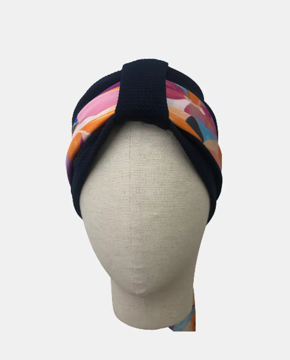 Черный тюрбан Belle с плиссированным шарфом Belle Turban, темно-синий
Черный тюрбан Belle с плиссированным шарфом Belle Turban, темно-синий