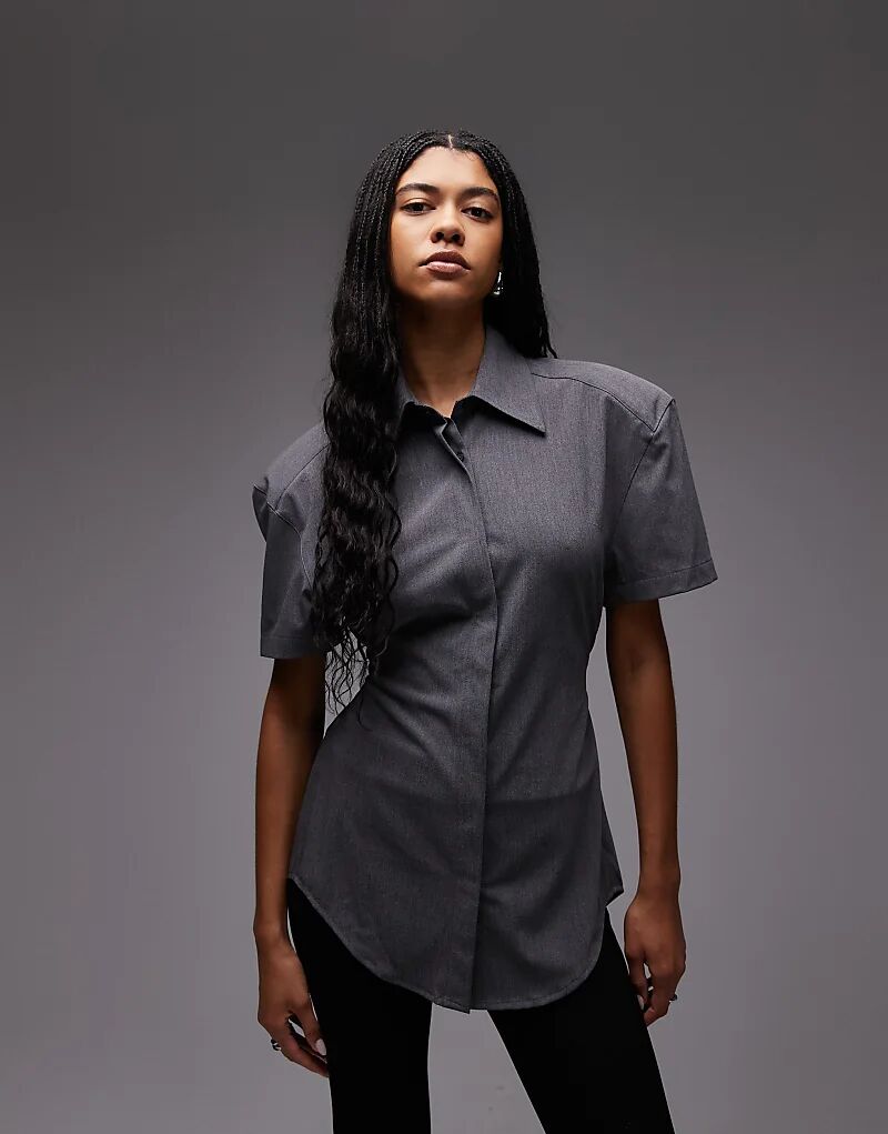 Рубашка с короткими рукавами и подплечниками ASOS DESIGN серого цвета
Рубашка с короткими рукавами и подплечниками ASOS DESIGN серого цвета