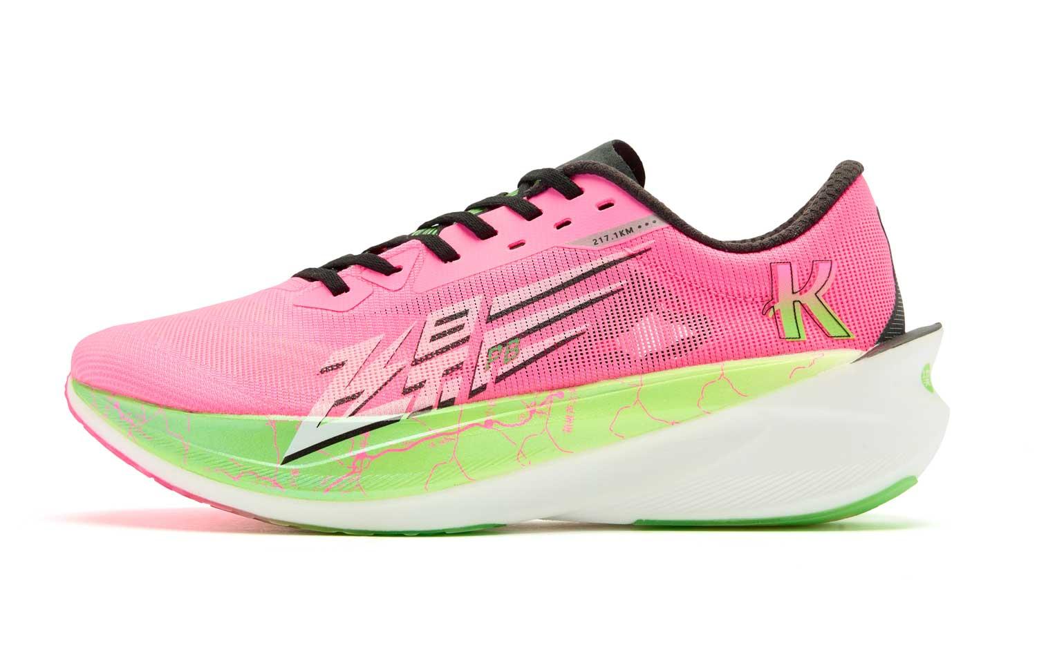 QIAODAN Кроссовки для марафона Flying Shadow PB4.0 с амортизацией, противоскользящие и износостойкие, с низким верхом, мужские, розово-зеленые
QIAODAN Кроссовки для марафона Flying Shadow PB4.0 с амортизацией, противоскользящие и износостойкие, с низким верхом, мужские, розово-зеленые