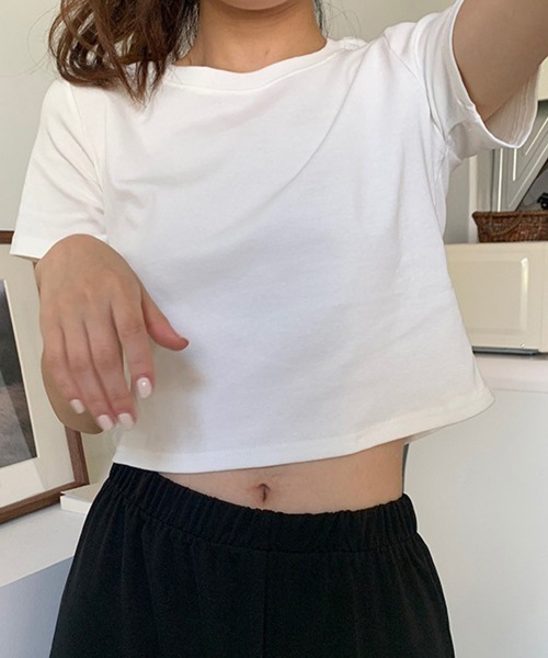 Укороченная футболка с открытым пупком Miniministore, белый
Укороченная футболка с открытым пупком Miniministore, белый