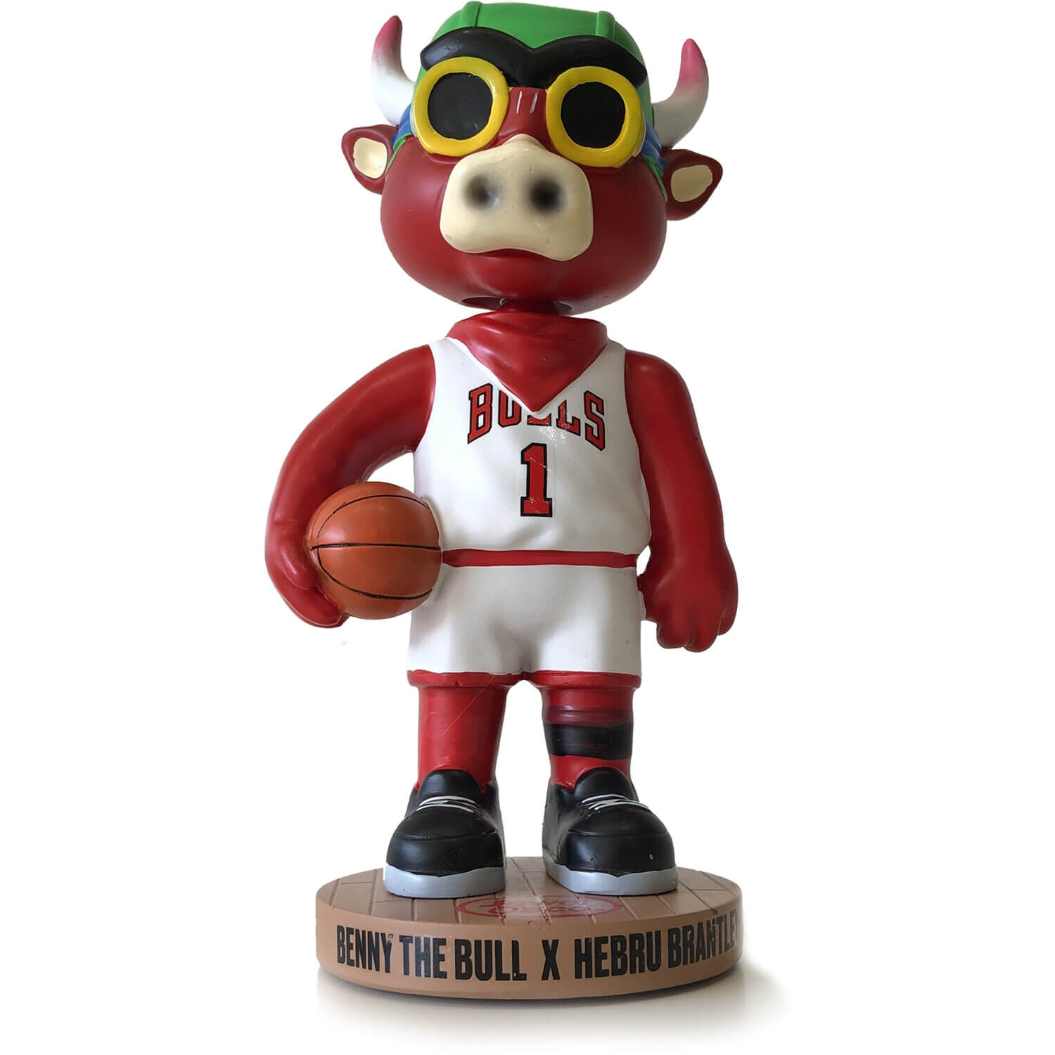 Фигурка Hebru Brantley x Chicago Bulls Benny The Bull
Фигурка Hebru Brantley x Chicago Bulls Benny The Bull