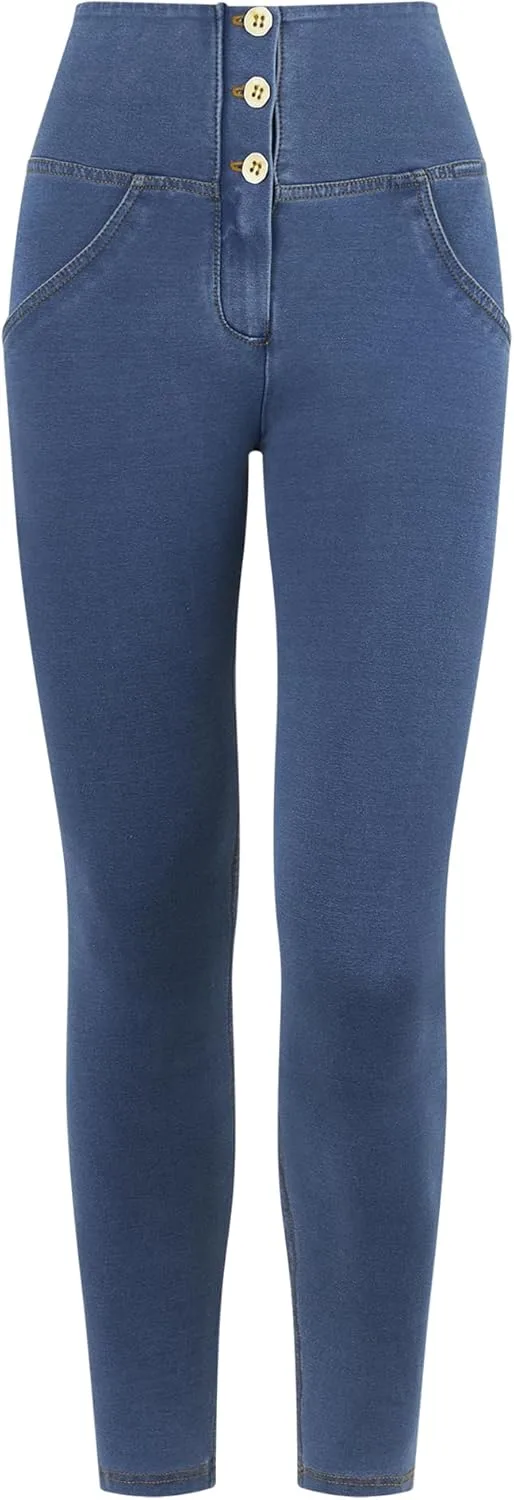 FREDDY WRUP джинсы для женщин с эффектом подтяжки ягодиц - высокая посадка, 3 пуговицы, укороченная длина
FREDDY WRUP джинсы для женщин с эффектом подтяжки ягодиц - высокая посадка, 3 пуговицы, укороченная длина