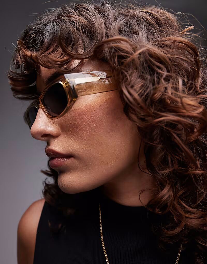 Солнцезащитные очки Topshop Premium Seychelles прямоугольной формы из ацетата дымчатого цвета
Солнцезащитные очки Topshop Premium Seychelles прямоугольной формы из ацетата дымчатого цвета