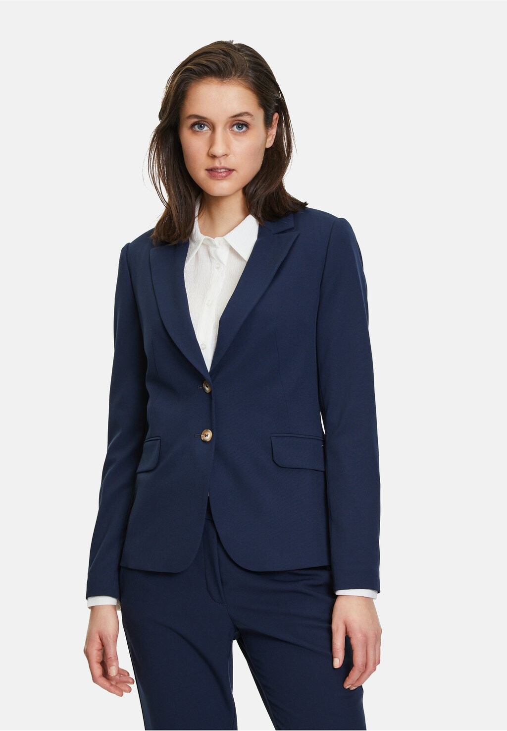 Блейзер Betty & Co, темно-синий
Блейзер Betty & Co, темно-синий