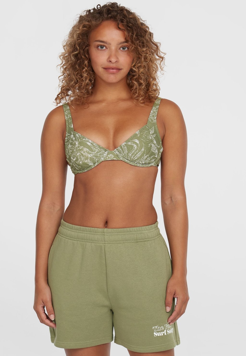 Шорты Pantaloni sportivi O'Neill, зеленый
Шорты Pantaloni sportivi O'Neill, зеленый